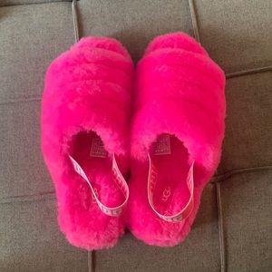 Ugg hot pink slippers